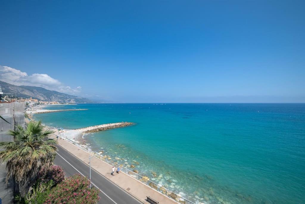Le Panorama -Vue Exceptionnelle - Dernier Etage - Front De Mer マントン エクステリア 写真