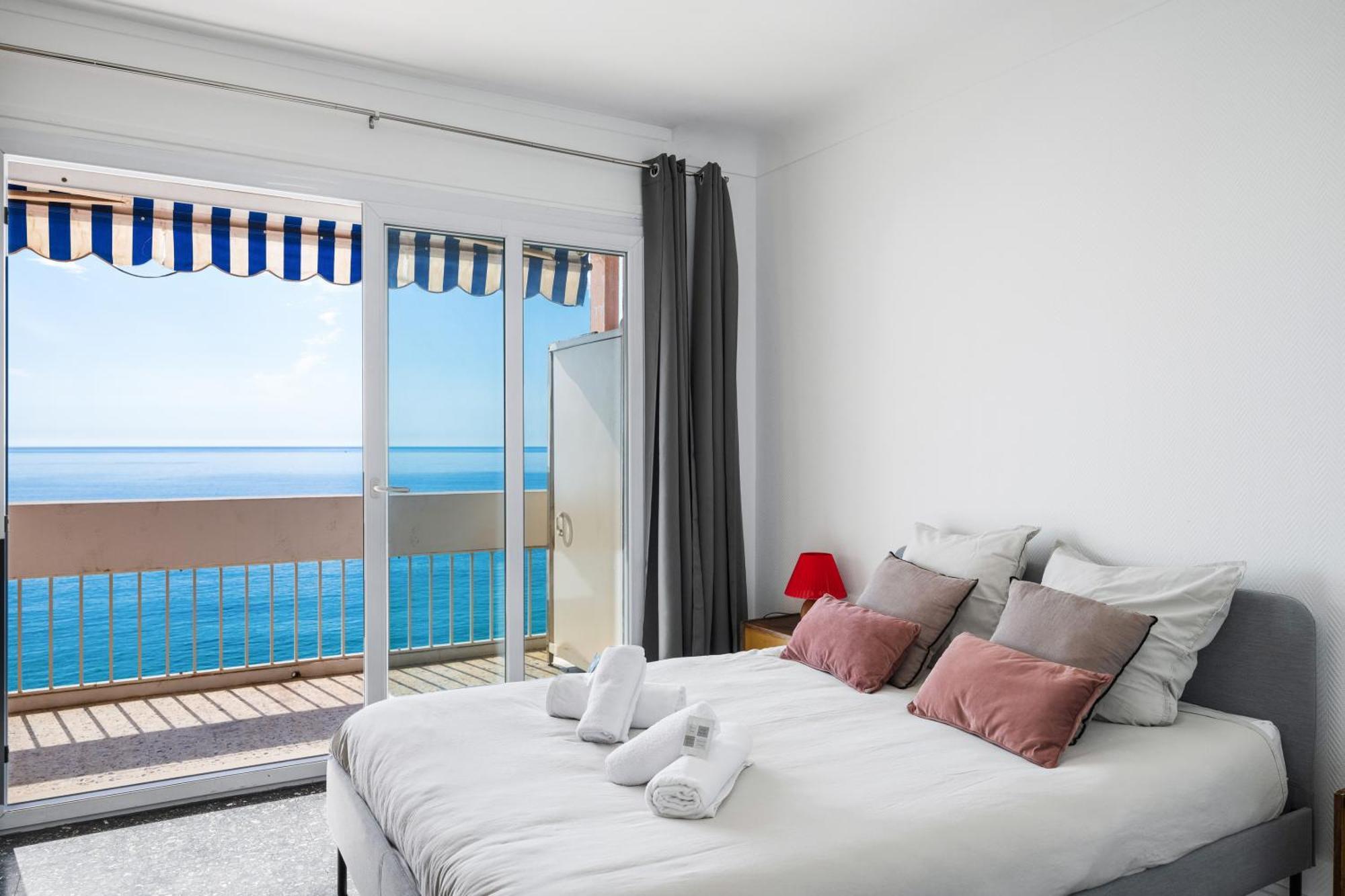 Le Panorama -Vue Exceptionnelle - Dernier Etage - Front De Mer マントン エクステリア 写真